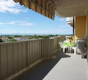 A few steps from the beach with shared pool Porto Santa Margherita